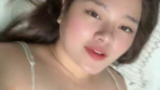 Top Viral 2025 Wiwik Fyp Kelakuan LC Saat Menghibur Anggota DPR One For All Indonesia