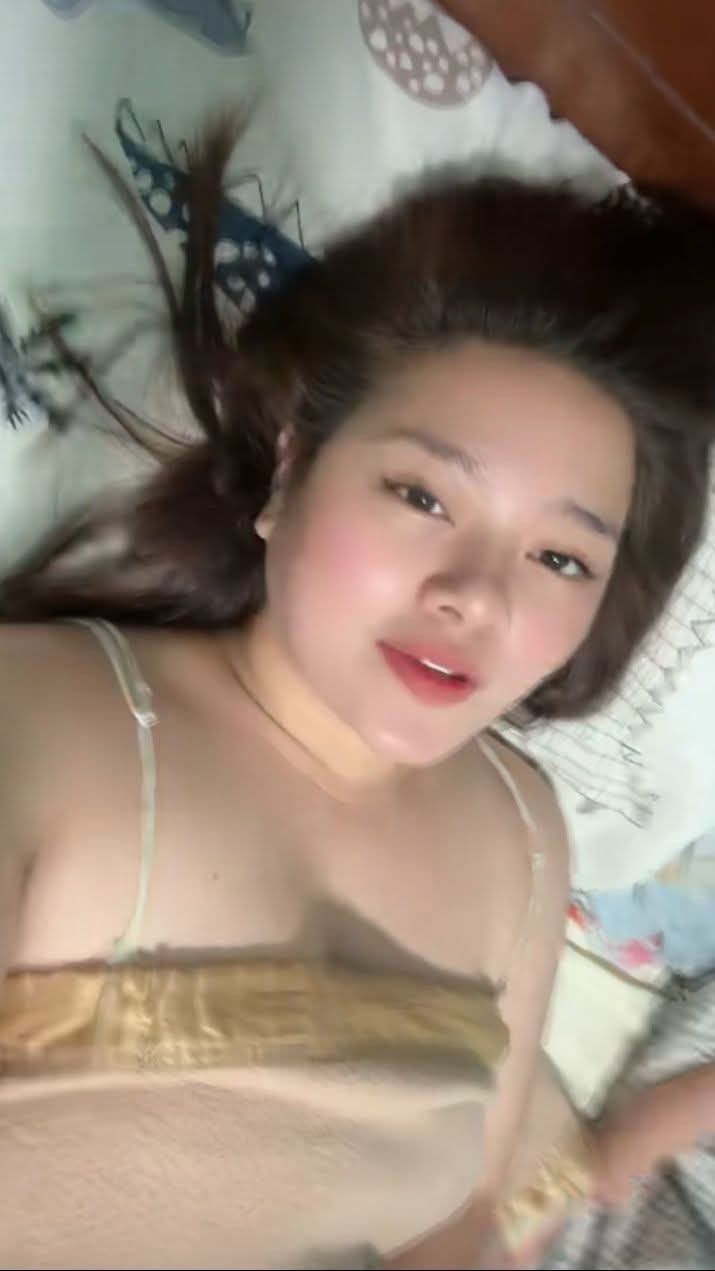 Top Viral 2025 Wiwik Fyp Kelakuan LC Saat Menghibur Anggota DPR One For All Indonesia